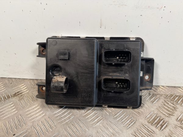 UNITE DE CONTROLE ECLAIRAGE IVECO STRALIS   504280976