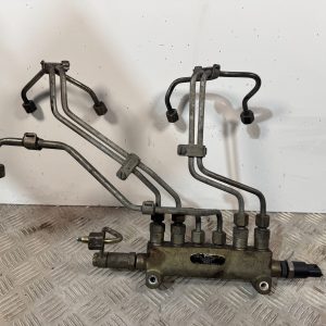 RAMPE DE CARBURANT MIDLUM DCI 4        BOSCH  0445224008           RENAULT  5010450301